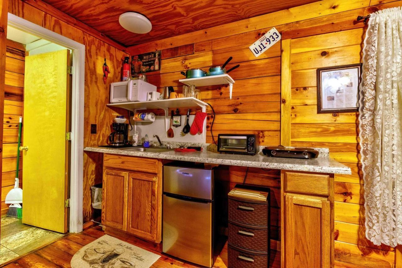 Panther Creek Cabins Cherokee Exterior photo