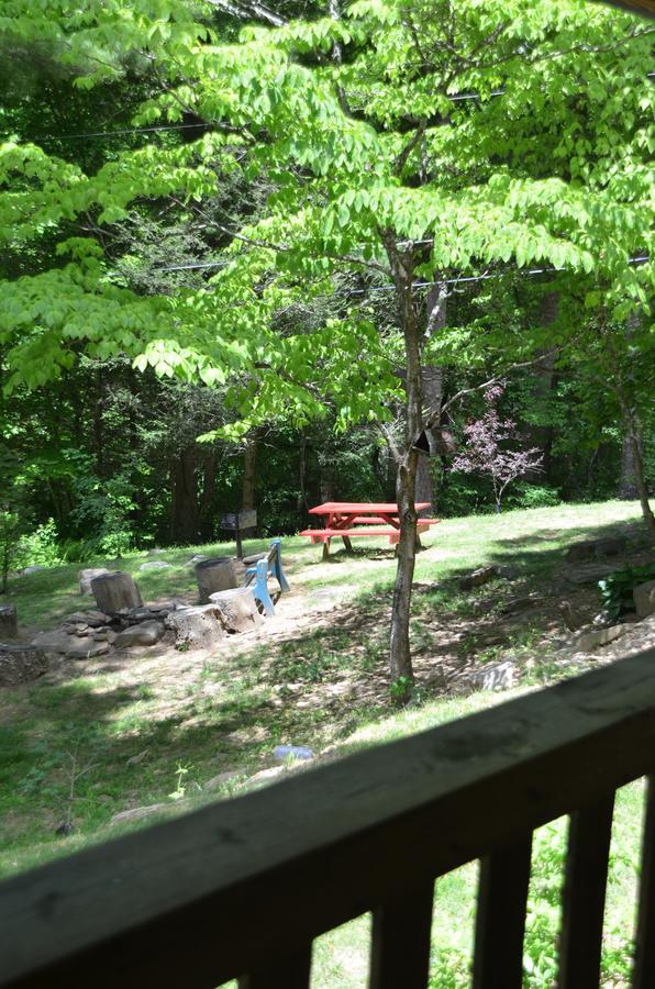 Panther Creek Cabins Cherokee Exterior photo